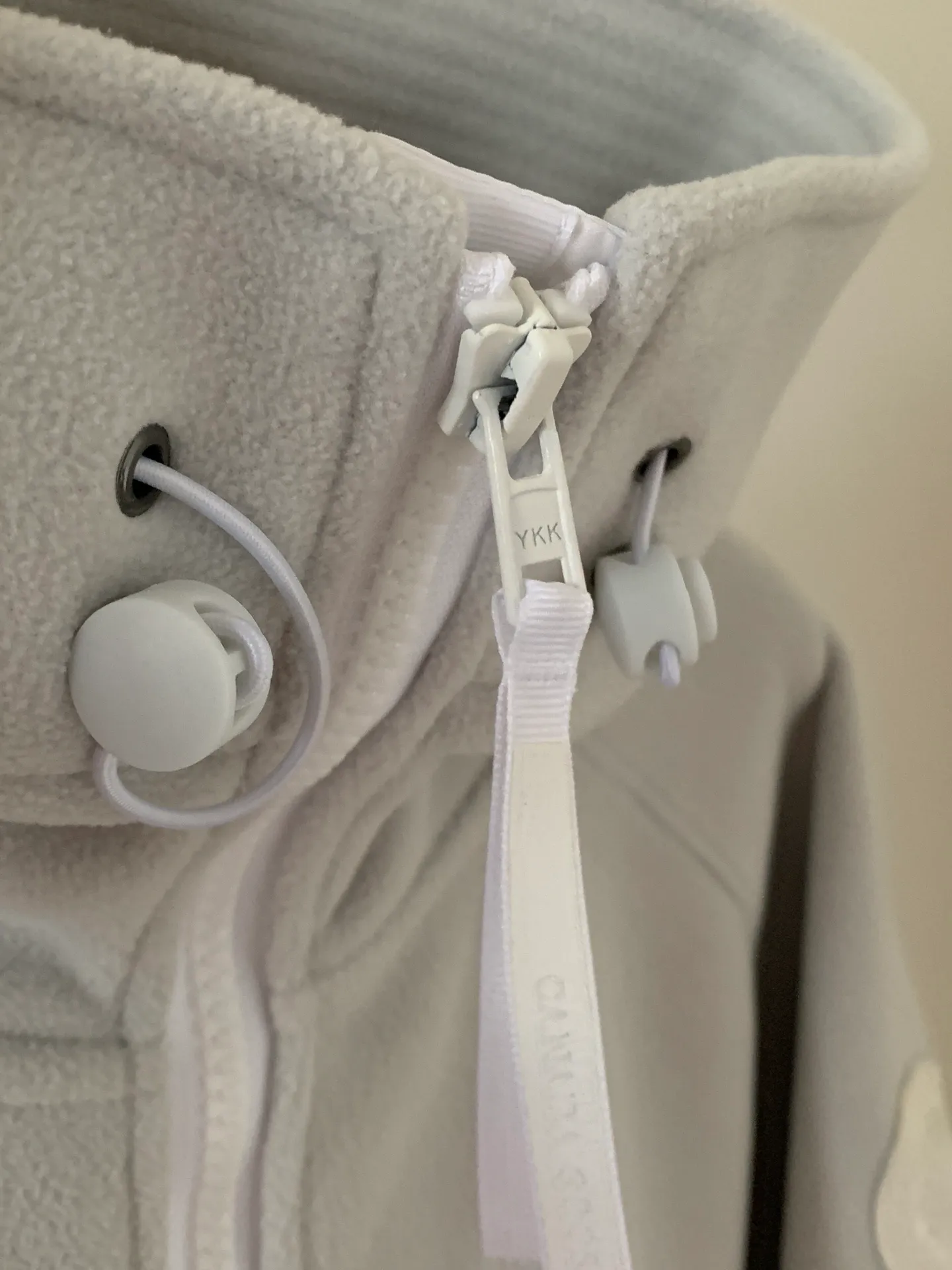 P600 real shot of light gray details.